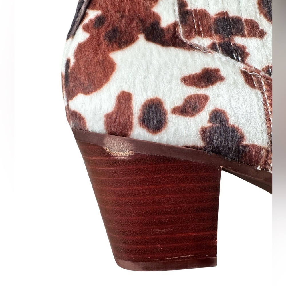 Dolce Vita NWD Steffi Bootie Cow Print Women’s Size 9 - Picture 8 of 8
